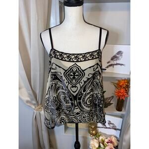 NWT Analili One Size Stunning Top Bland Adjustable Strap with Flowy Overlay